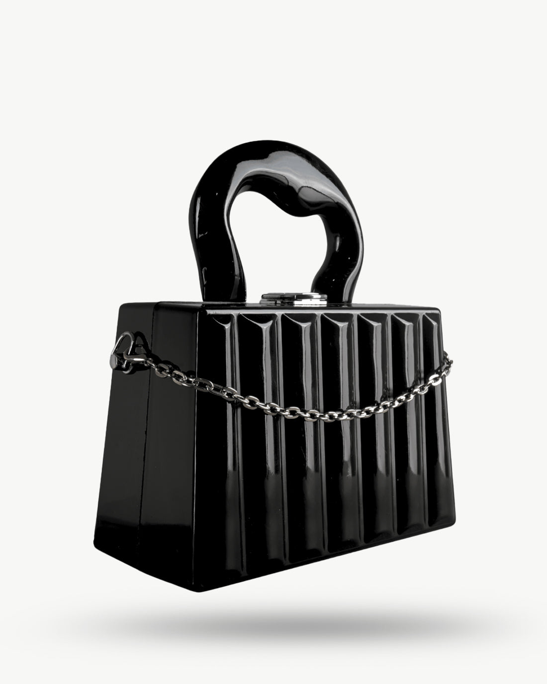 The Noirvault Clutch