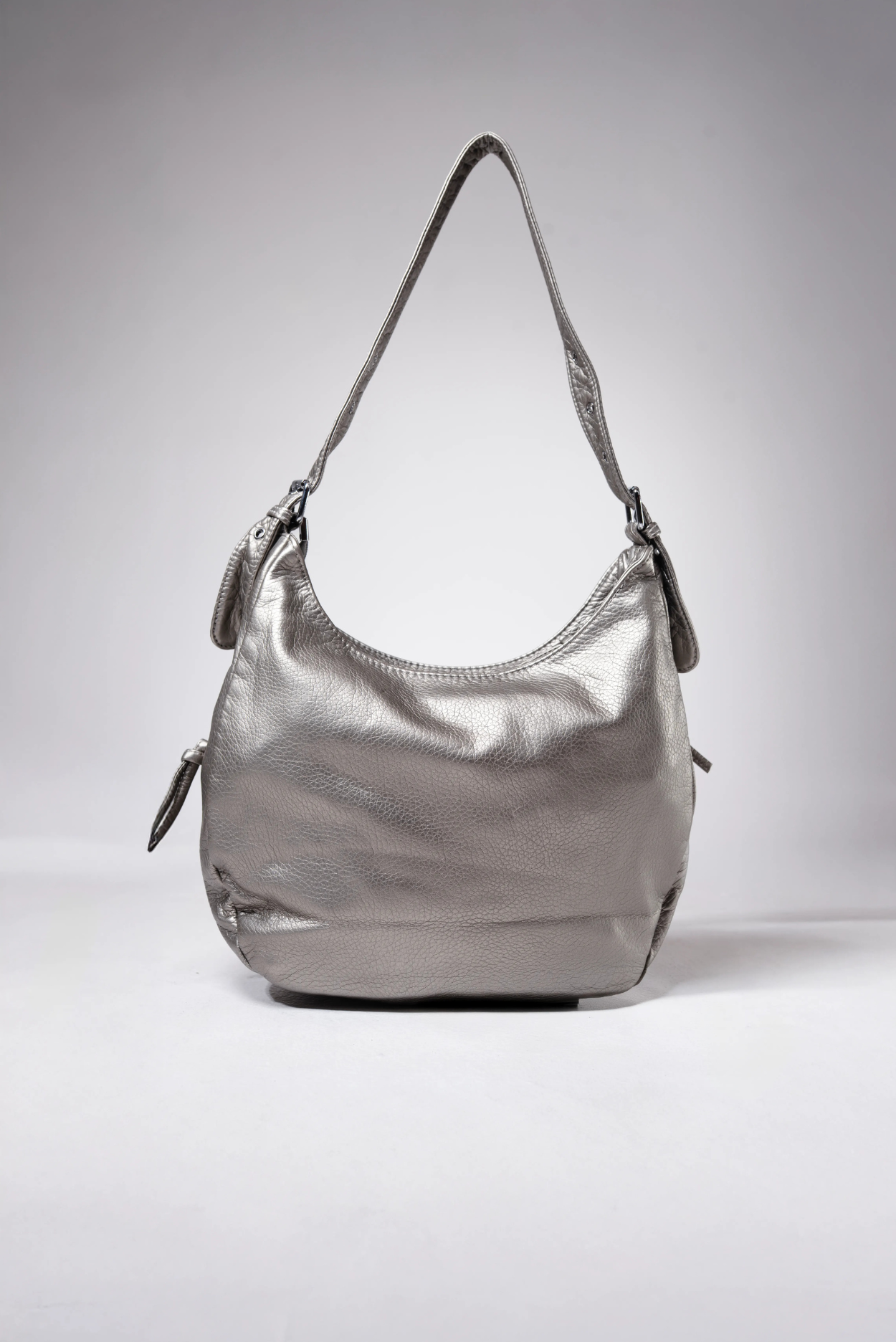 MANACA Ironclad Bag