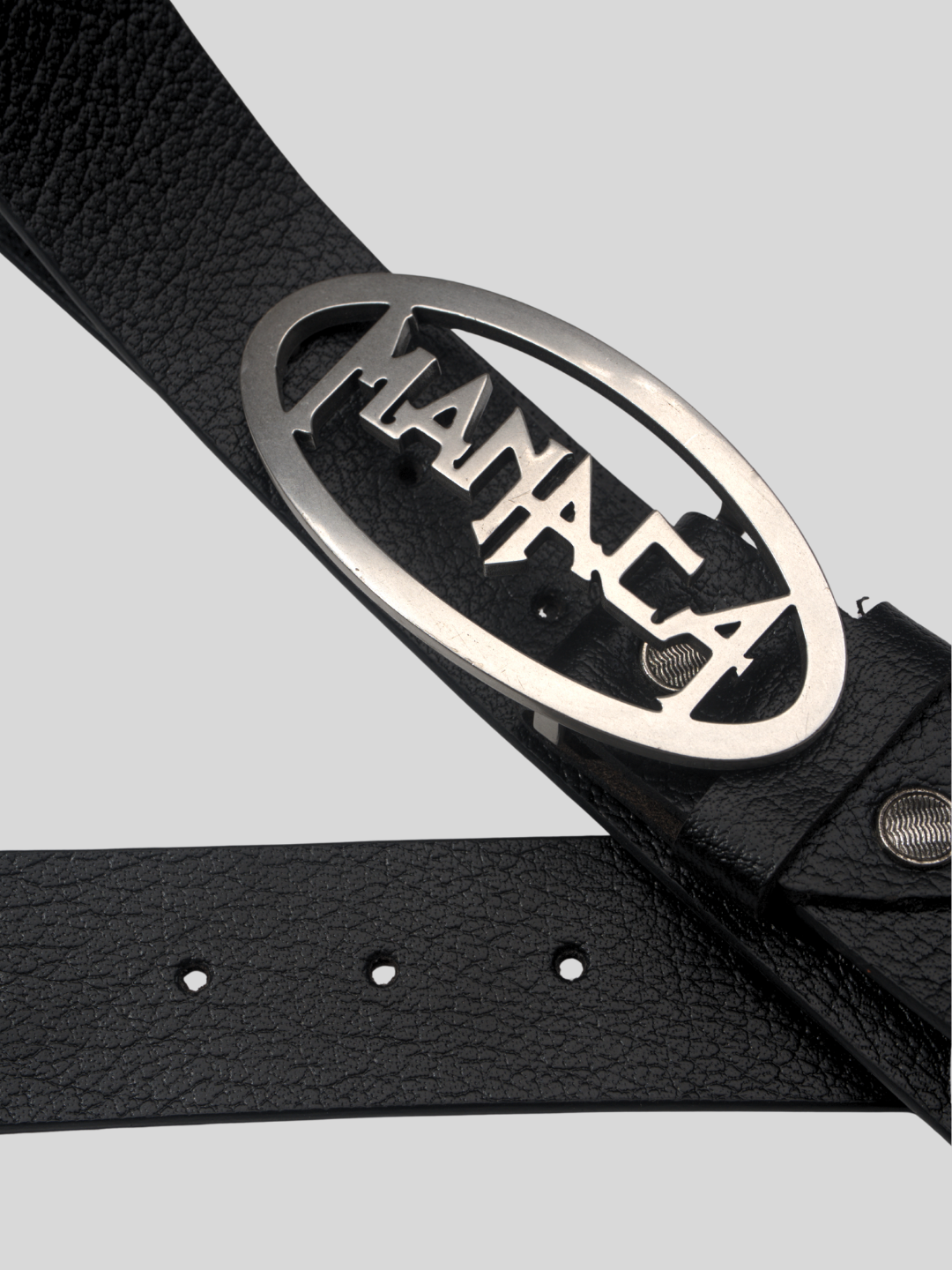 Manaca Font (Silver Gloss)