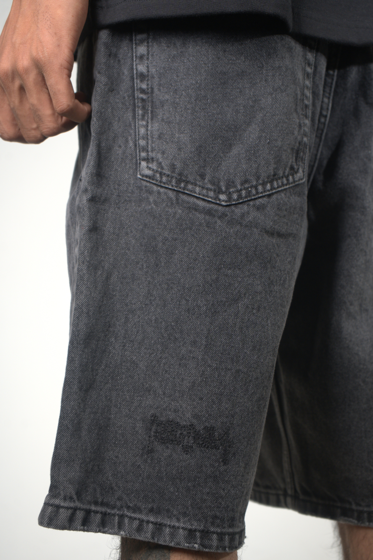 BRISKA SHORTS BLACK