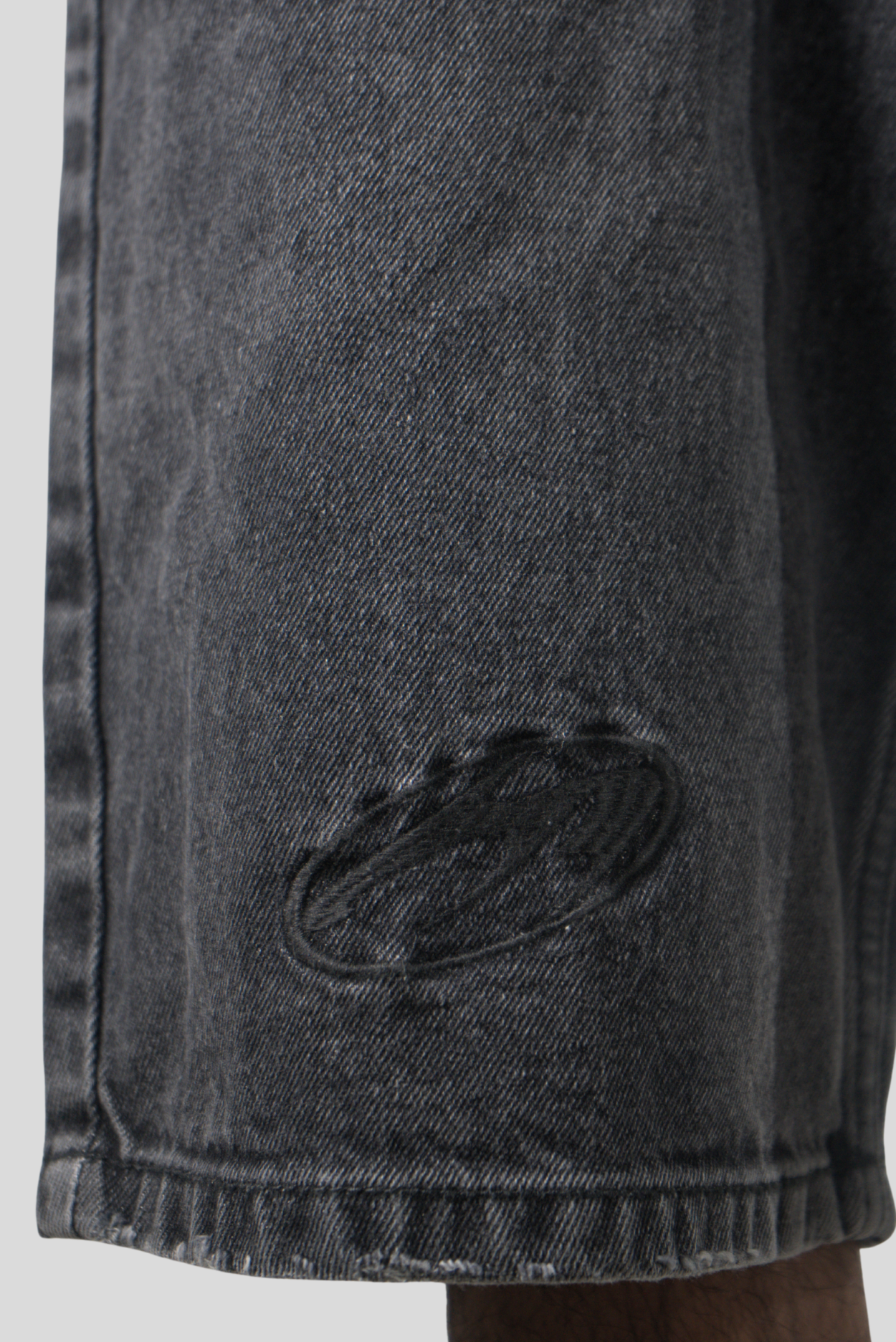 BRISKA SHORTS BLACK
