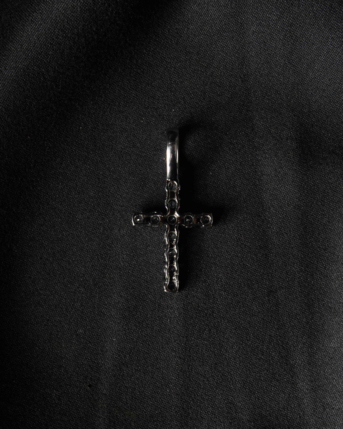 Manaca Crystal Halo Cross Pendant