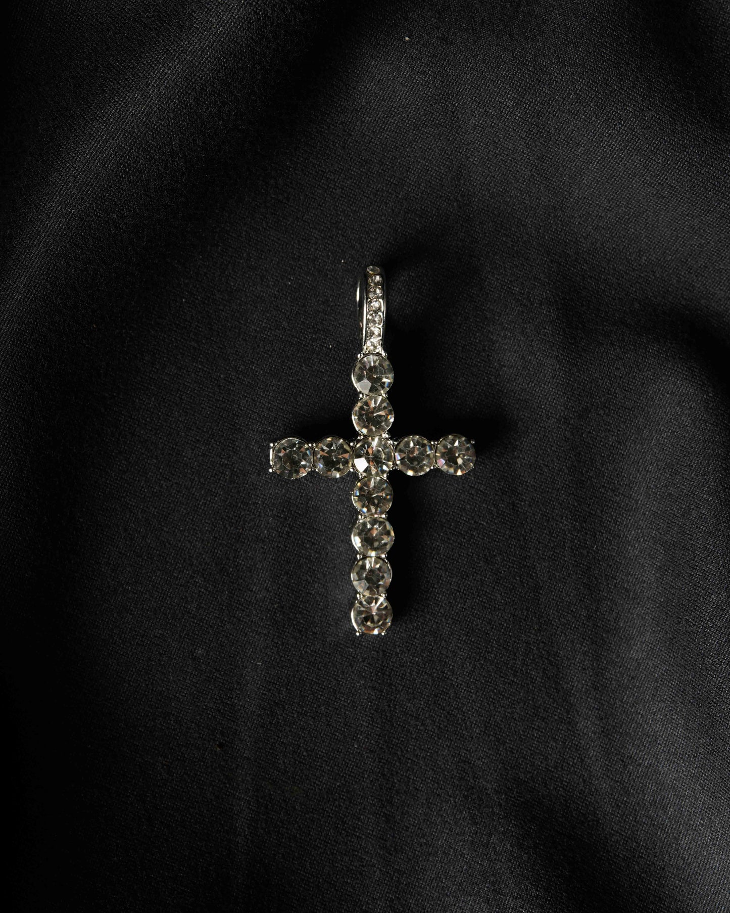 Manaca Crystal Halo Cross Pendant