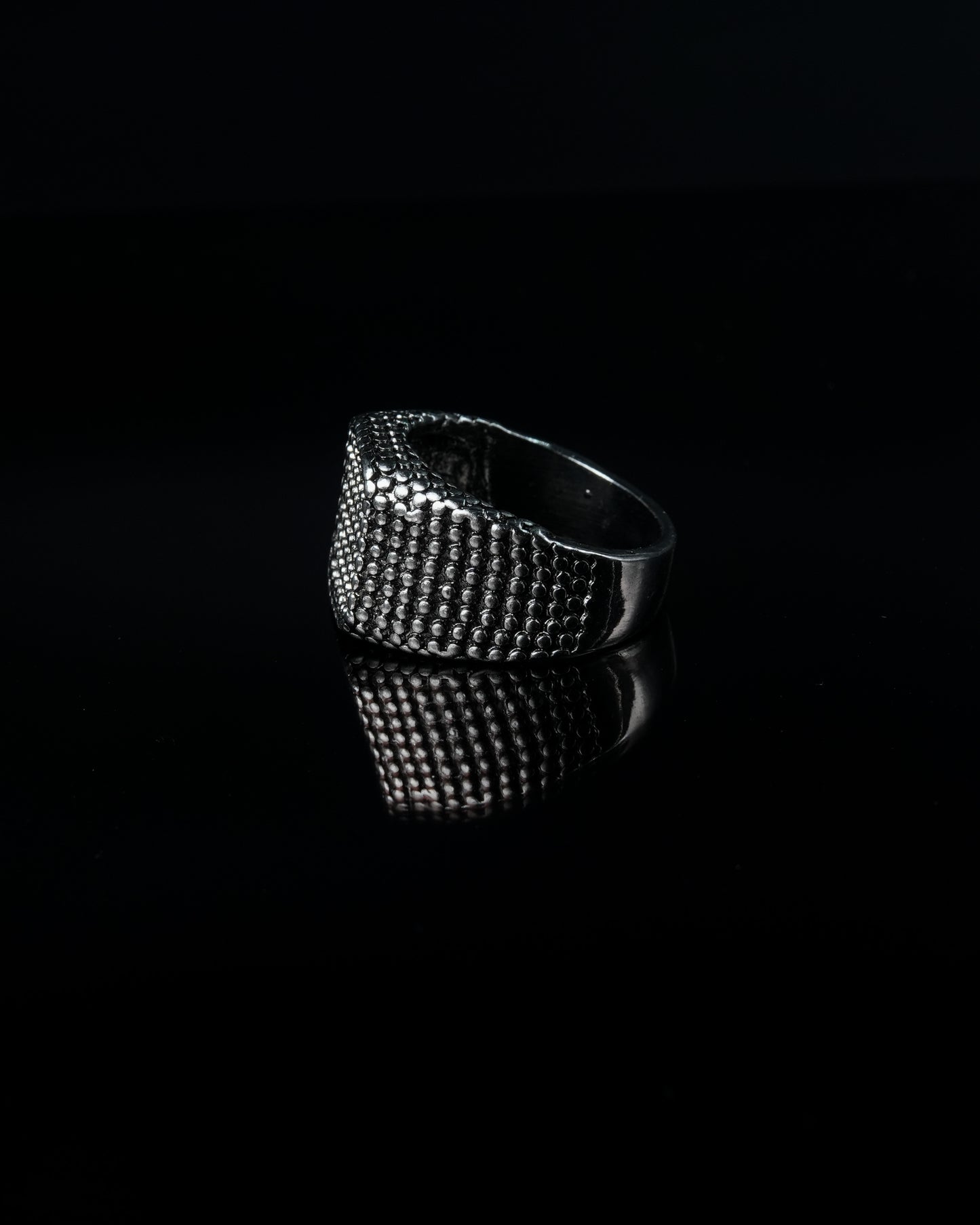 Manaca Obsidian Matrix Ring