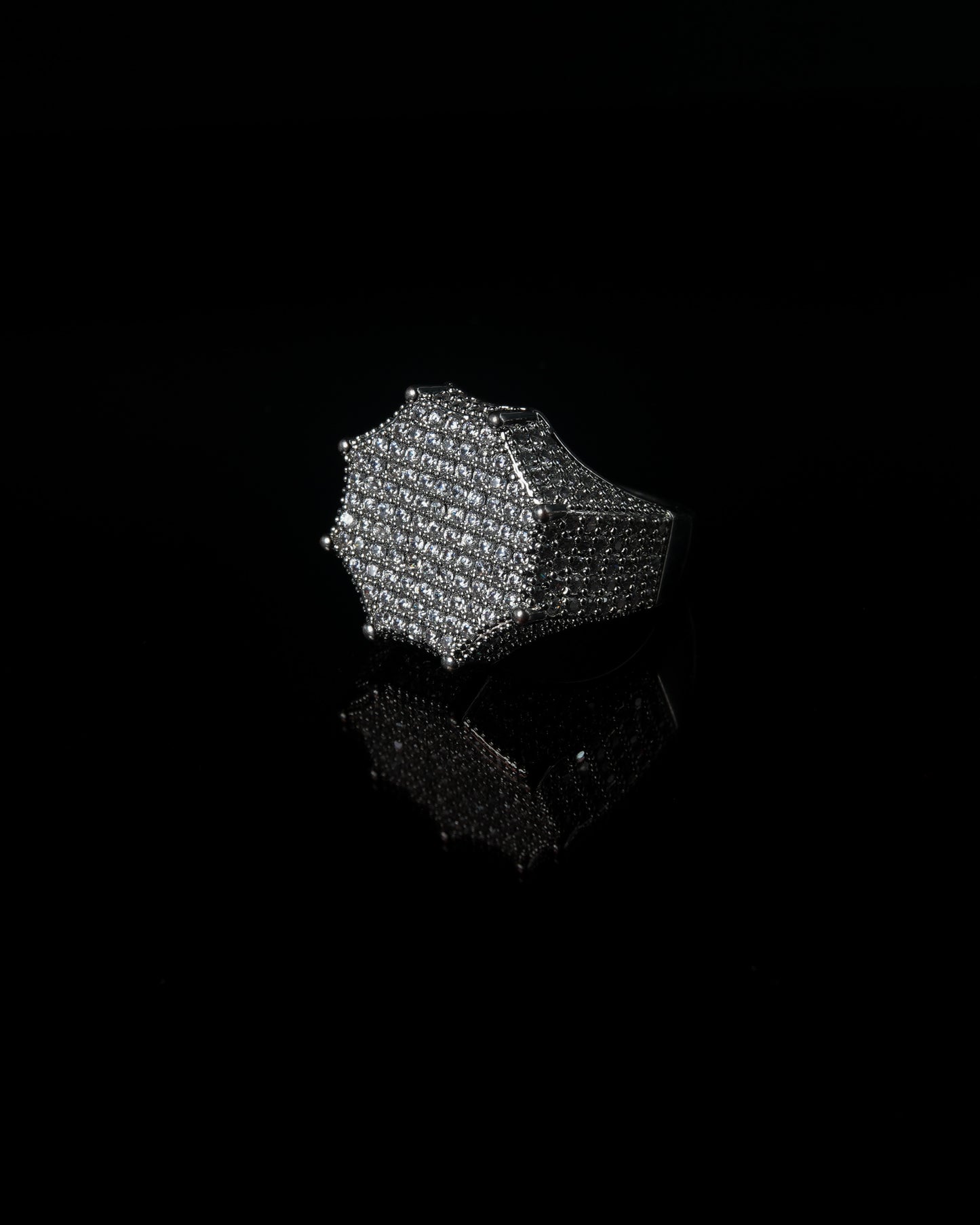 Manaca Octaforge Ring
