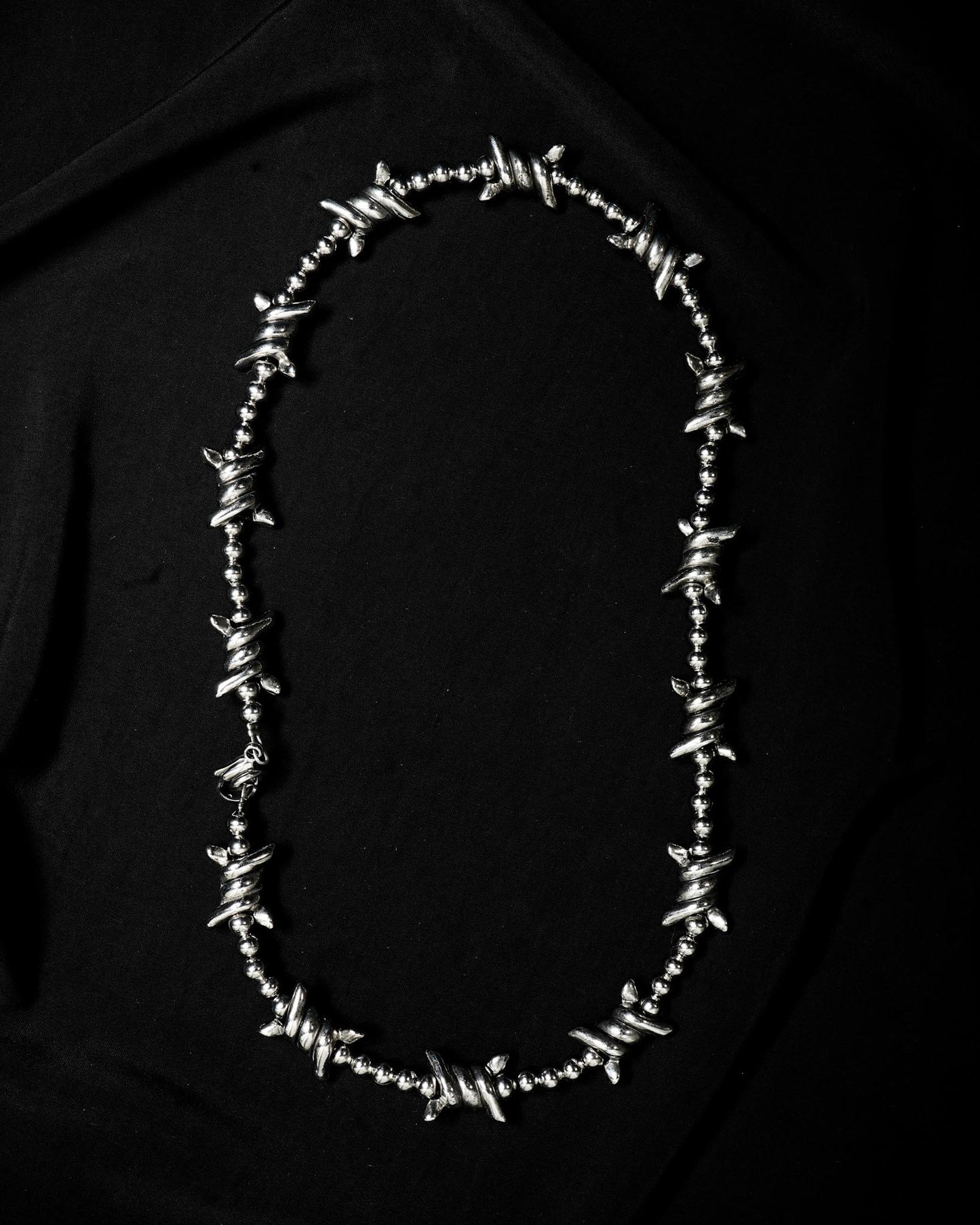 The Razor Edge Choker