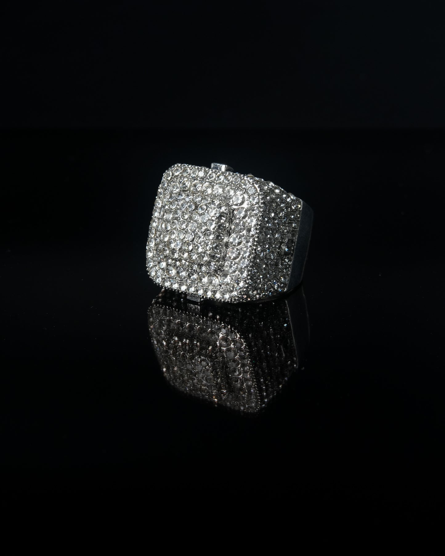 Manaca Void Matrix Ring