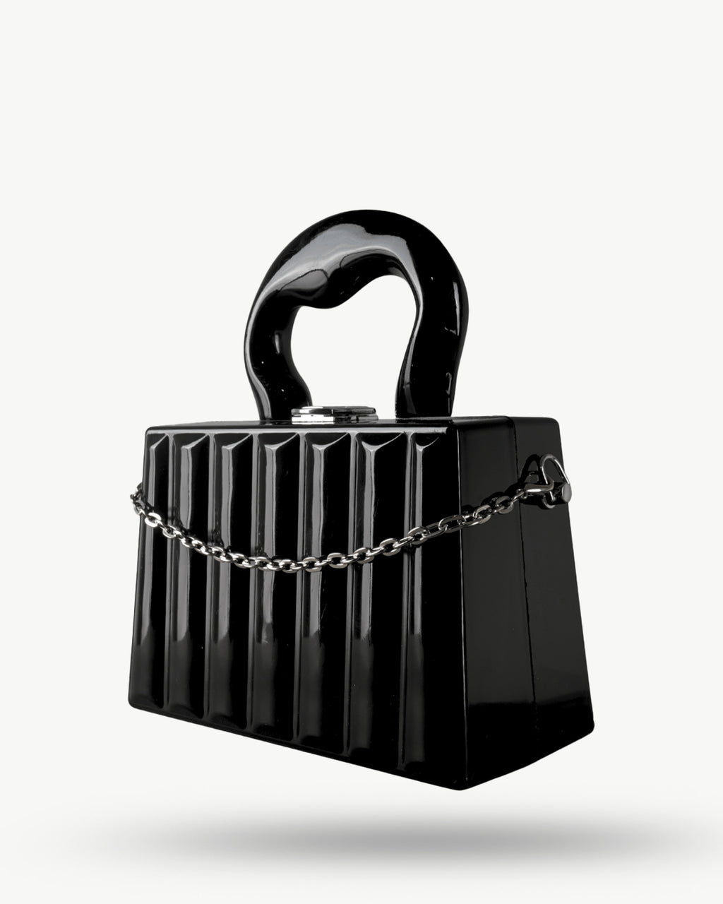 The Noirvault Clutch