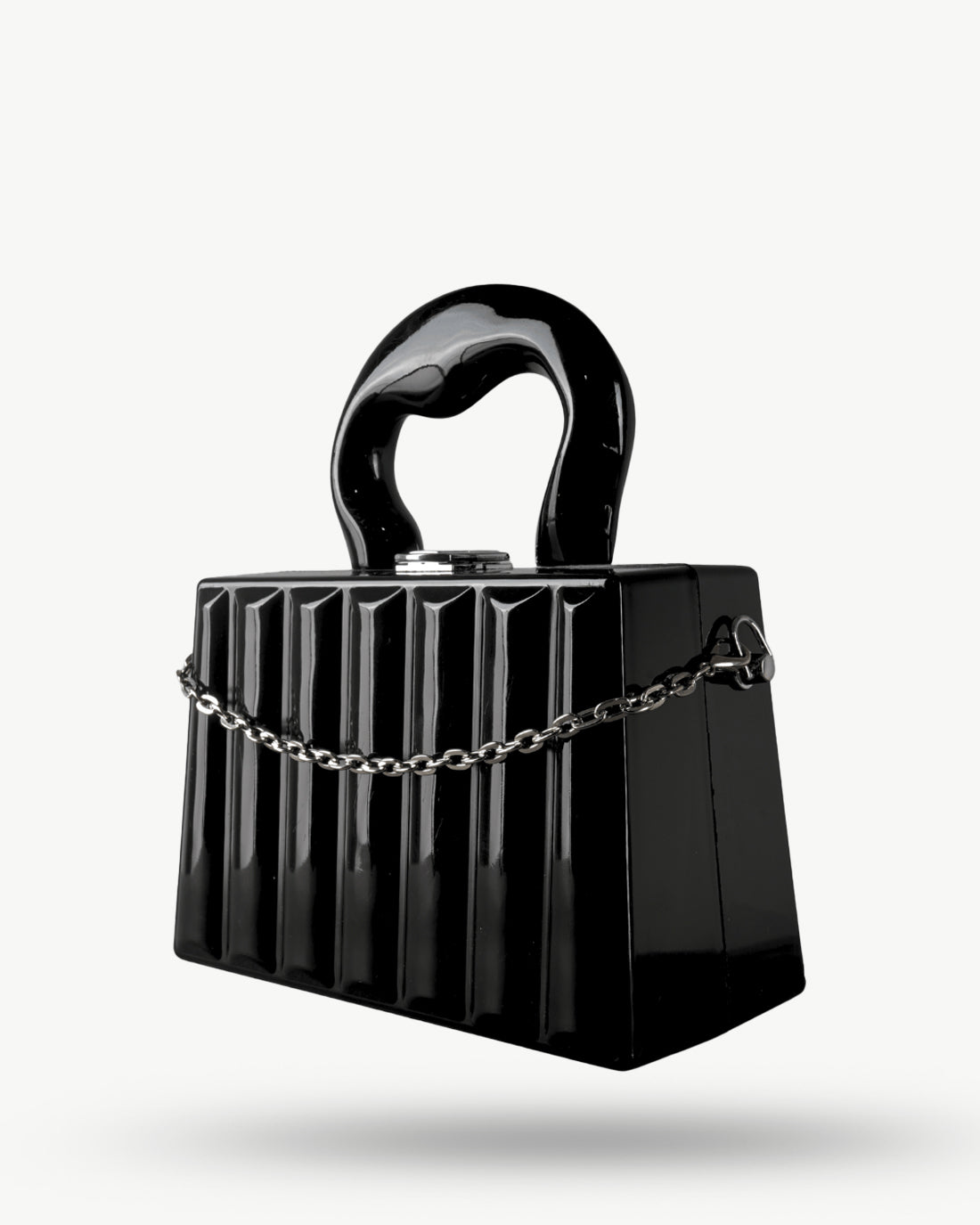 The Noirvault Clutch