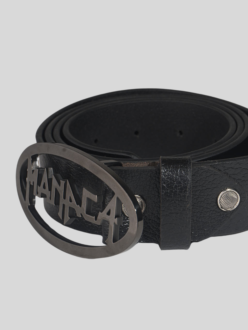 Manaca Font (Black Gloss)