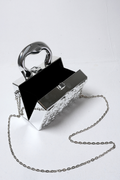 Crater Surface Clutch