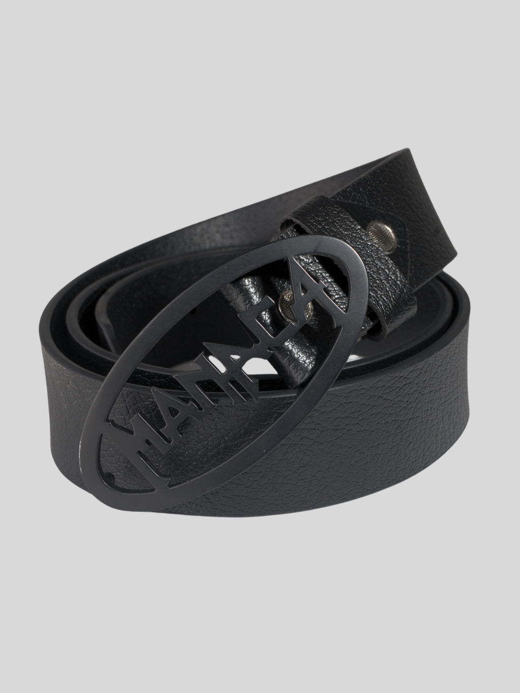 Manaca Font (Black Matte)