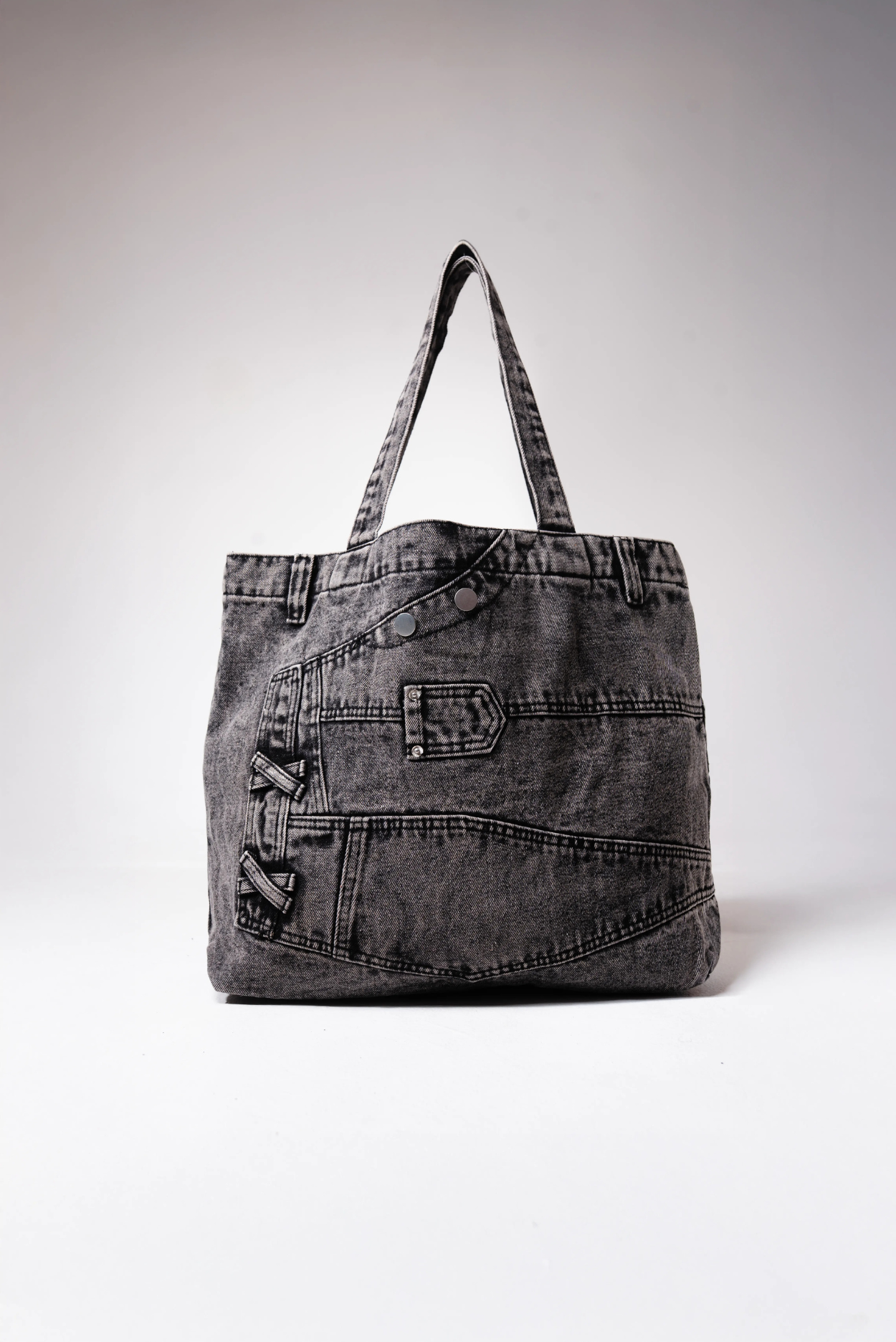 MANACA Ashrift Tote