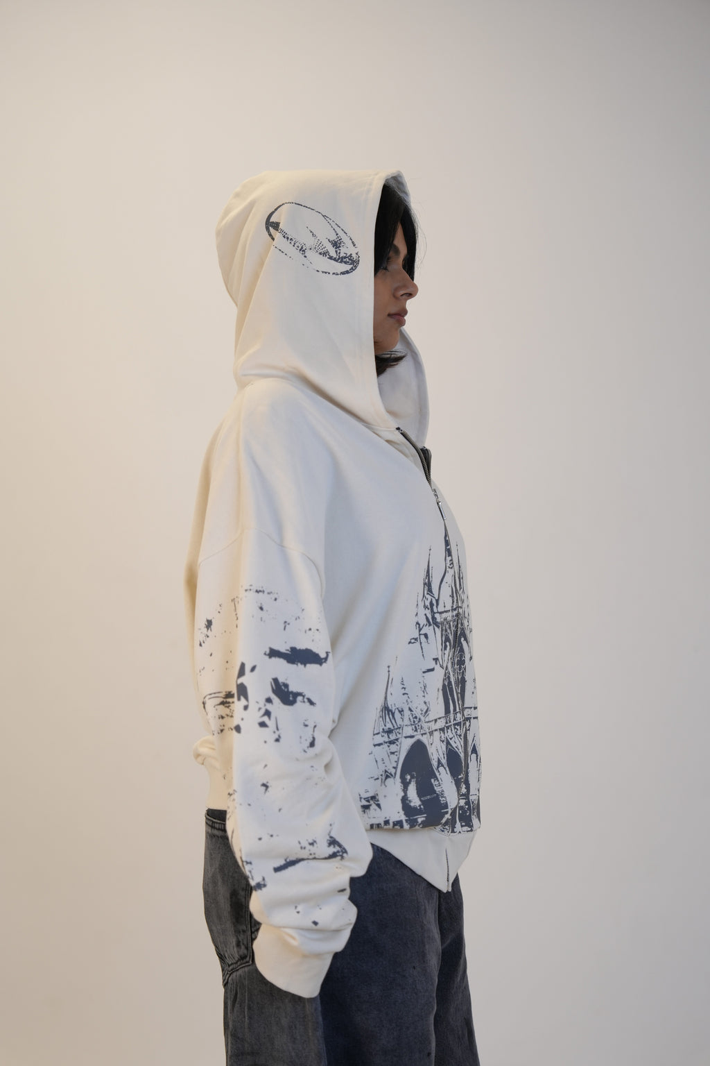 WHITE GRUNGE HOODIE