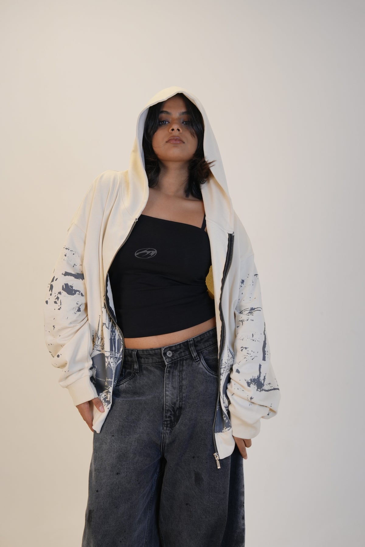 WHITE GRUNGE HOODIE
