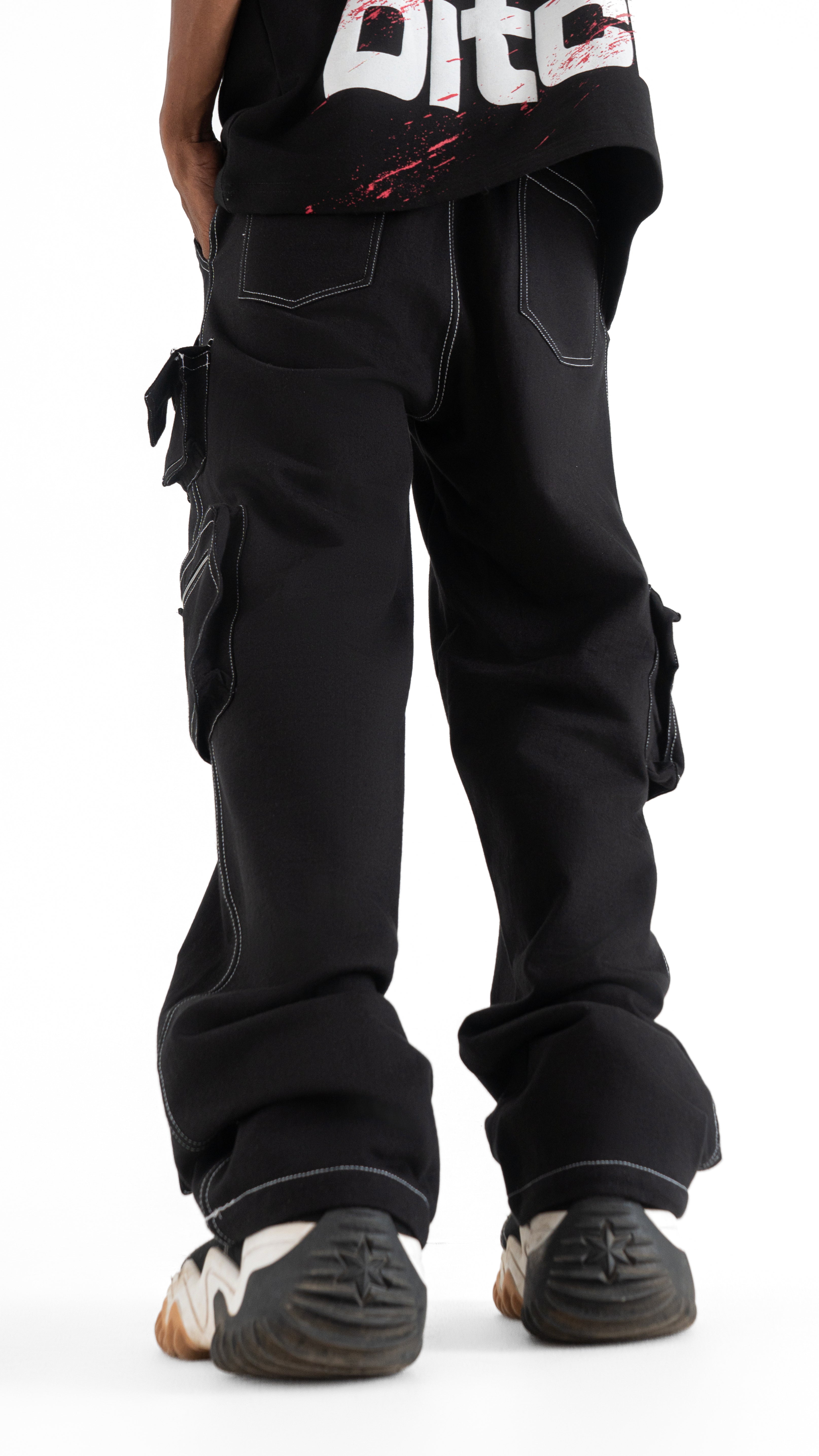 Black 16 Pocket Cargo
