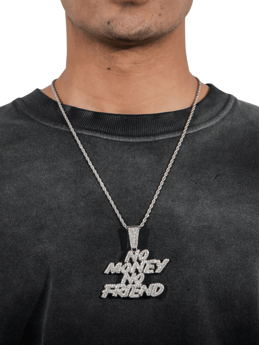 MANACA NO MONEY NO FRIEND PENDANT