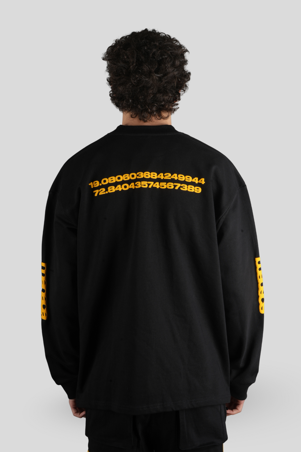 MANACA SWEATSHIRT