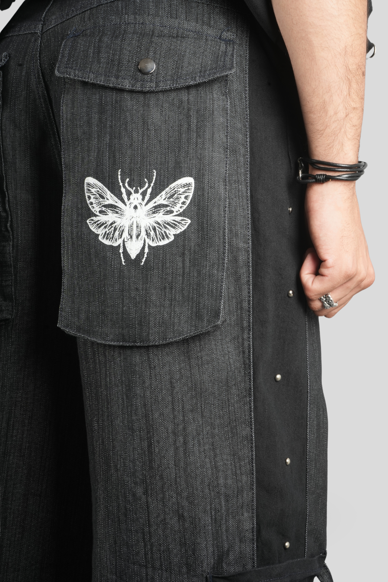 MOTH GAME