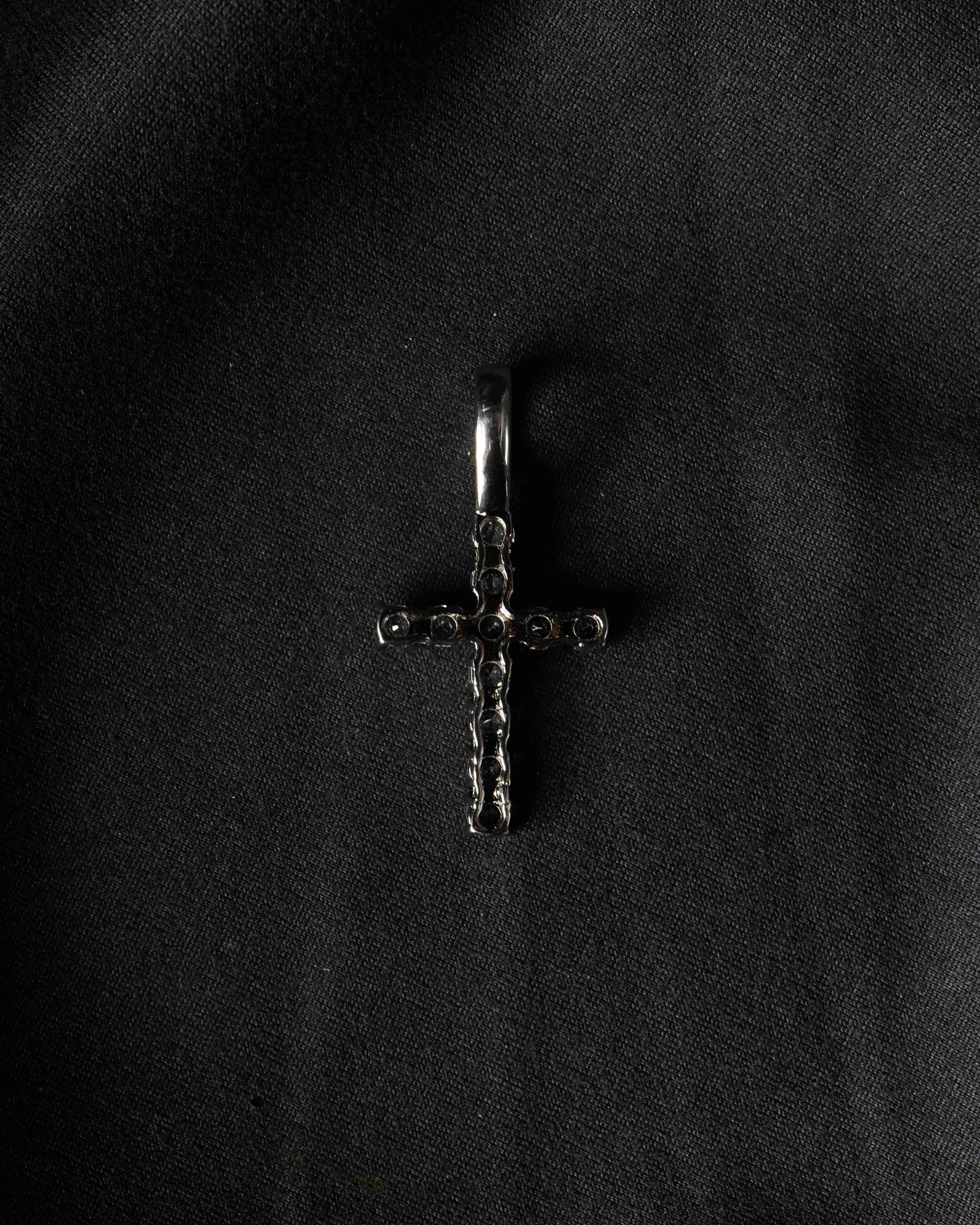 Manaca Crystal Halo Cross Pendant