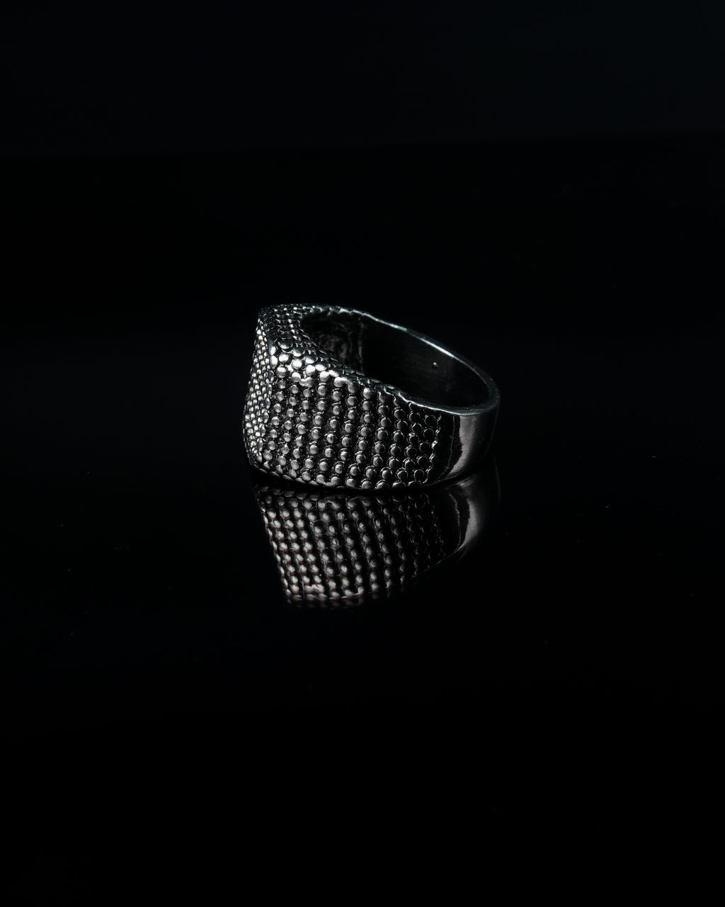 Manaca Obsidian Matrix Ring