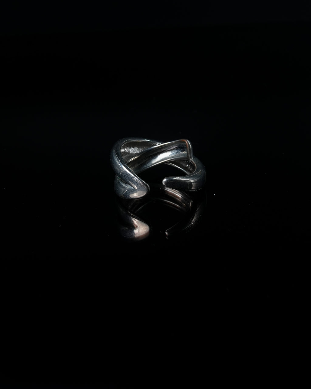 Manaca Orbital Flow Ring