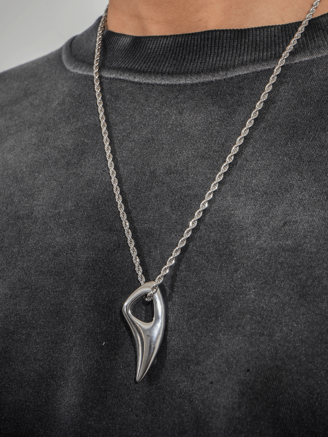 Manaca Quantum Flame Pendant