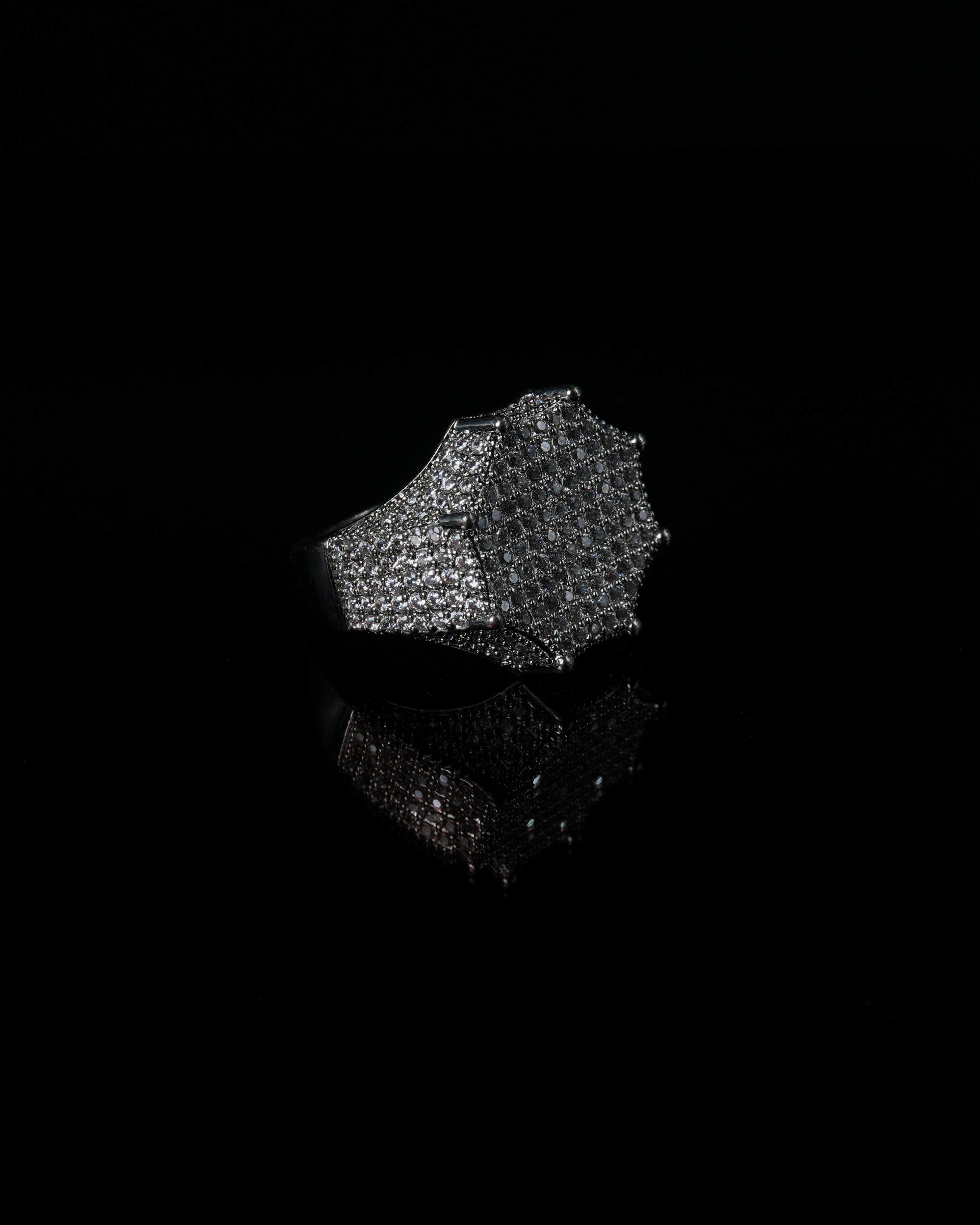 Manaca Octaforge Ring