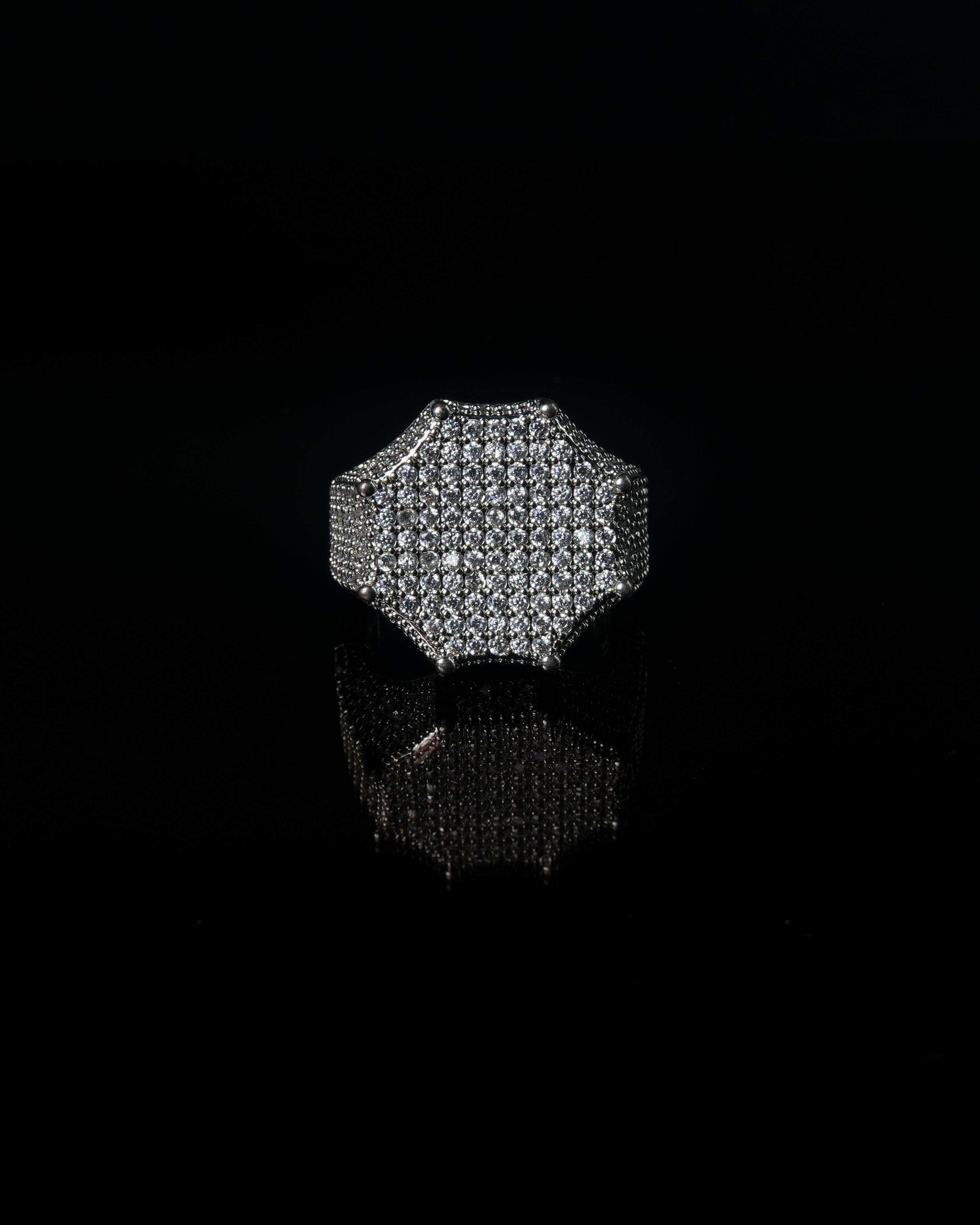 Manaca Octaforge Ring