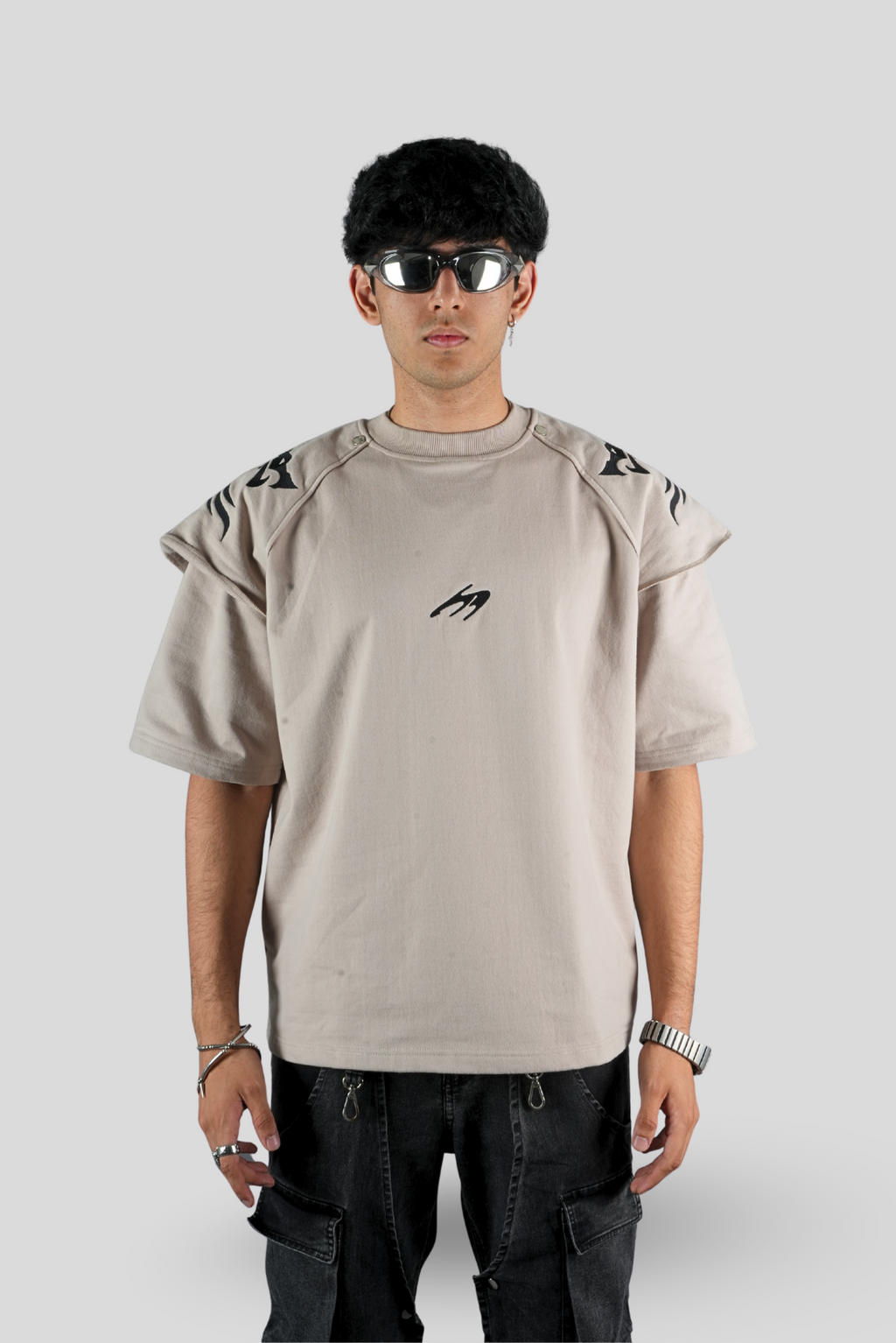 SIDE DRAGON TEE