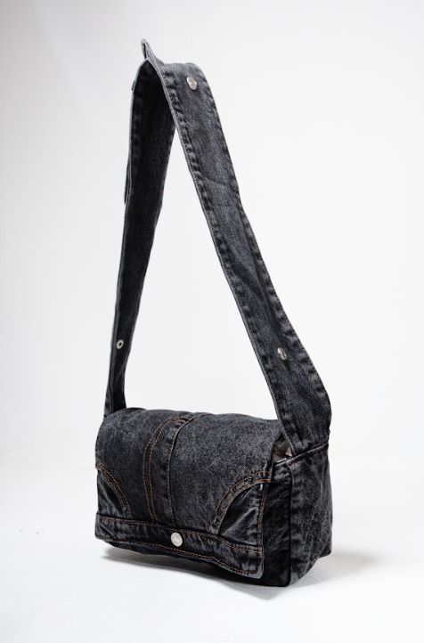 BLACKOUT DENIM SLING