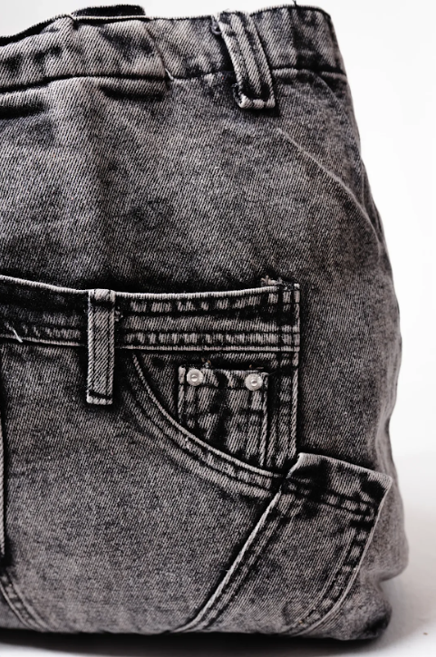 MANACA Ashrift Tote