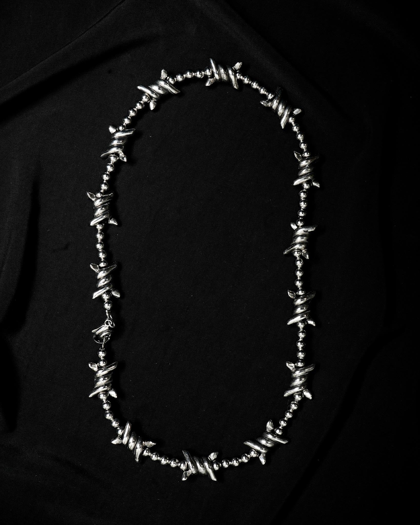 The Razor Edge Choker