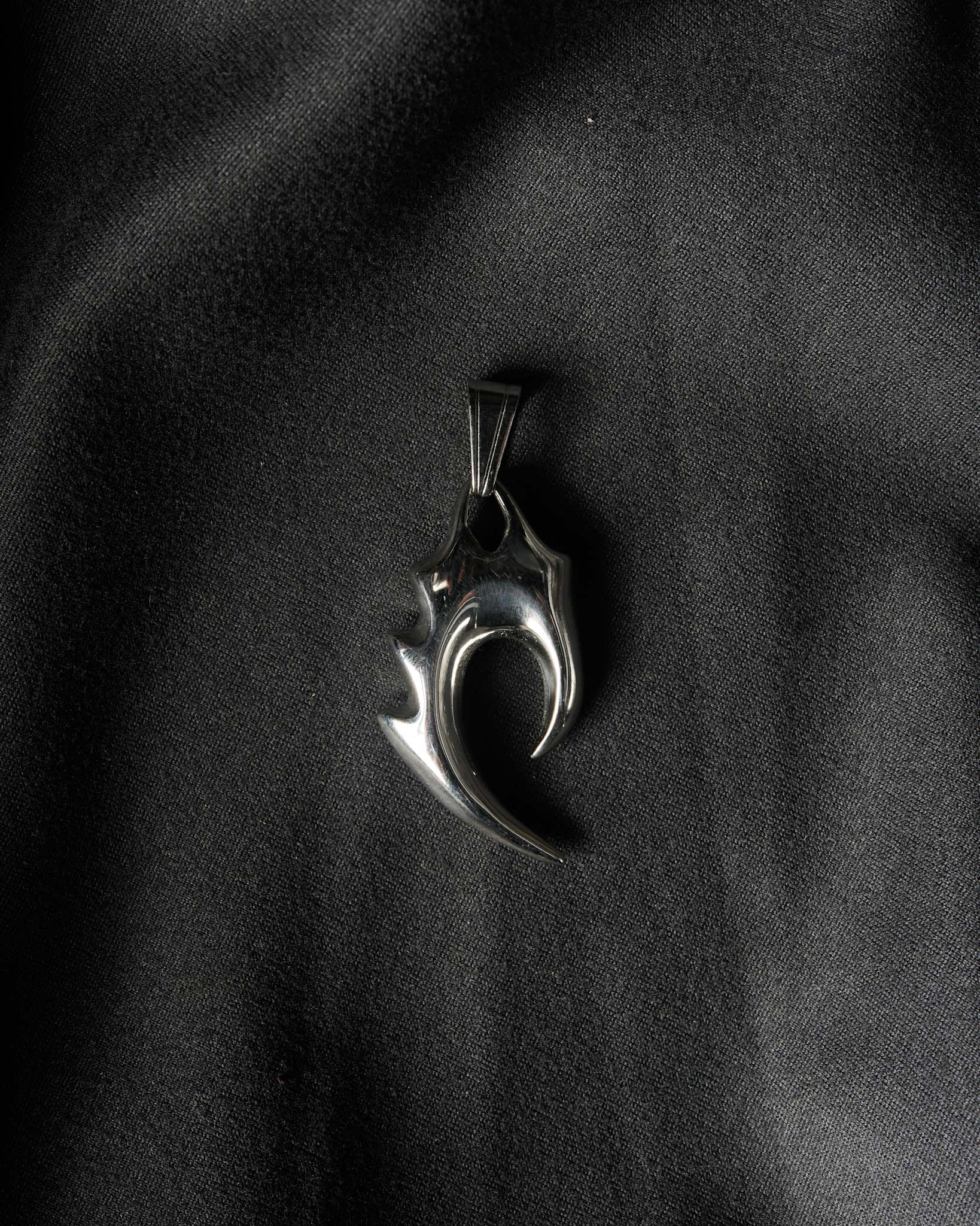 Manaca Cyber Reaper Pendant