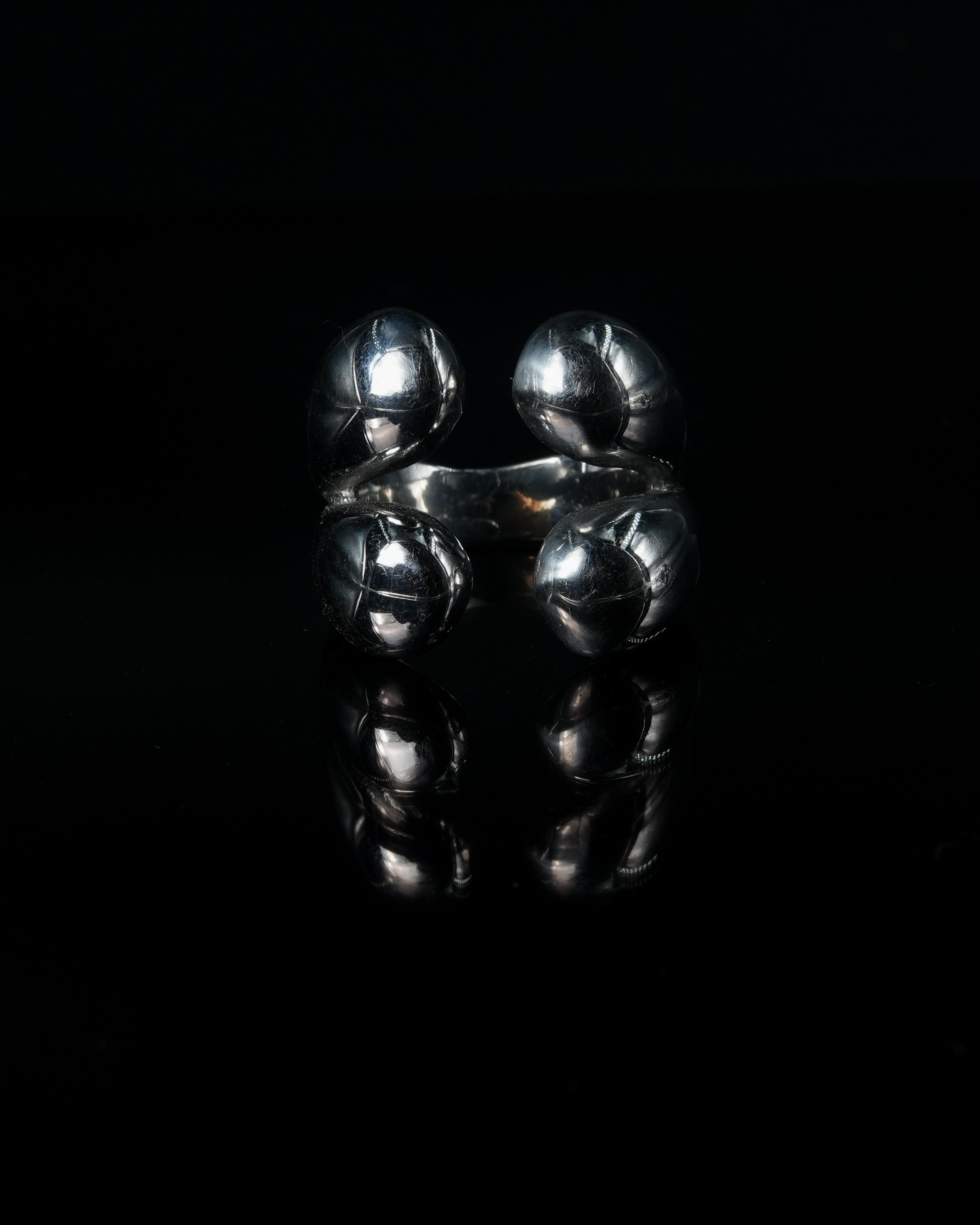 Manaca Liquid Fusion Ring