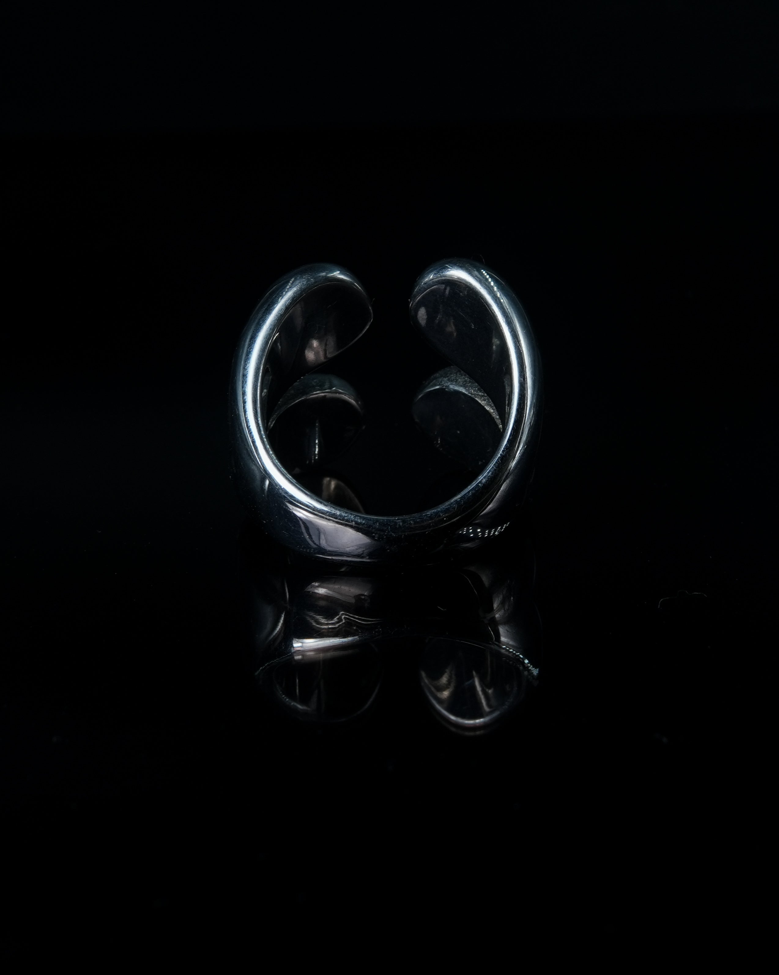 Manaca Liquid Fusion Ring