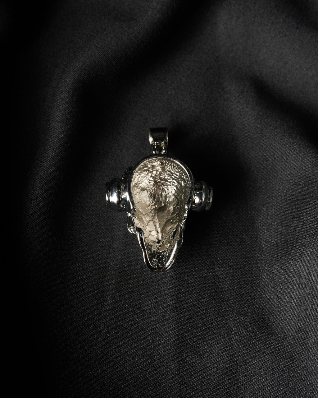 Manaca Sonic Reaper Pendant