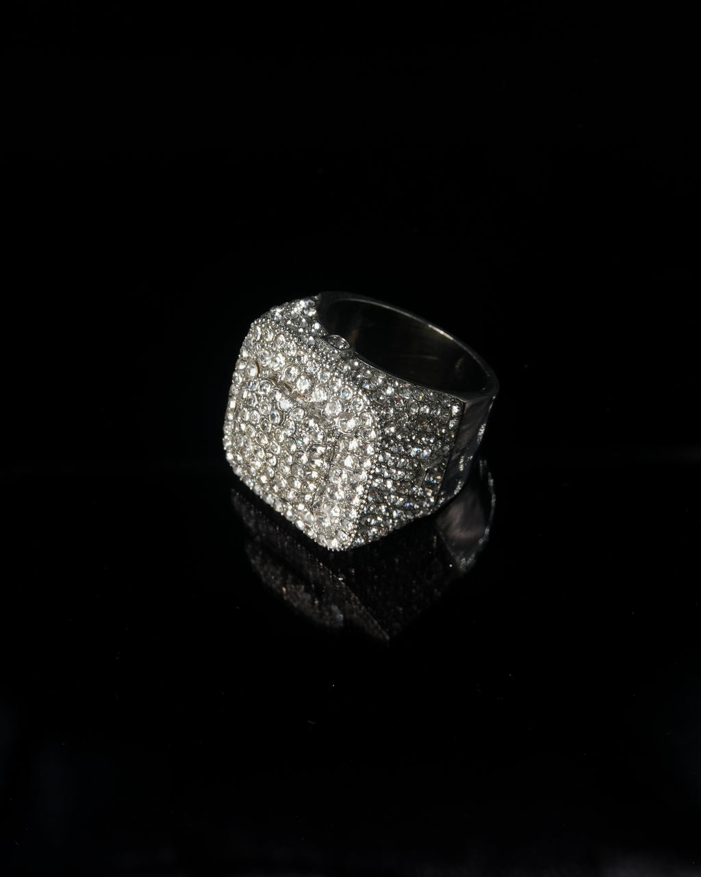 Manaca Void Matrix Ring
