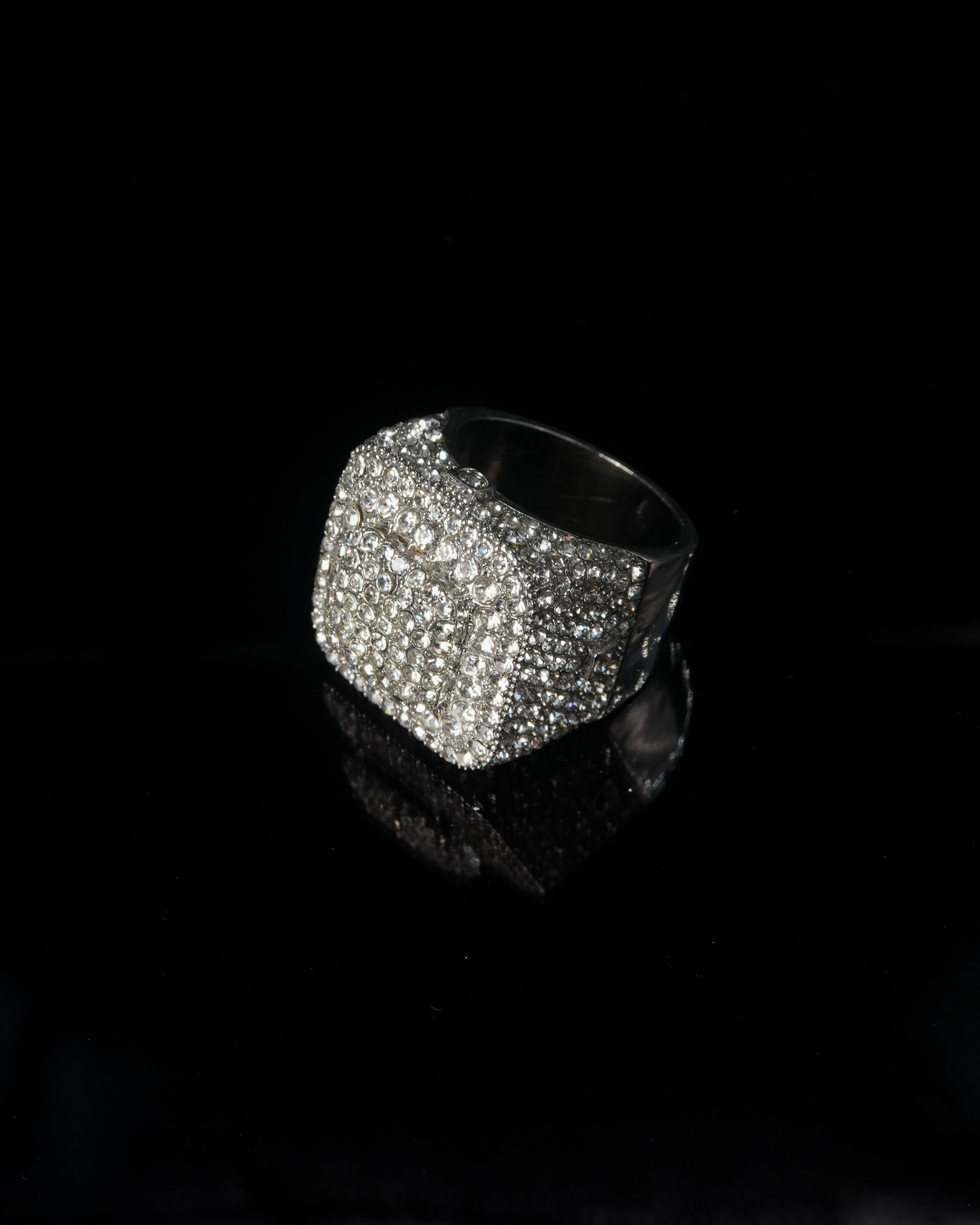 Manaca Void Matrix Ring