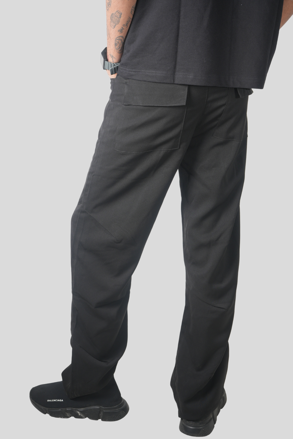 TECHY KOREAN BLACK